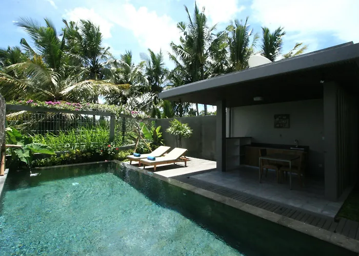 Kayu Villa