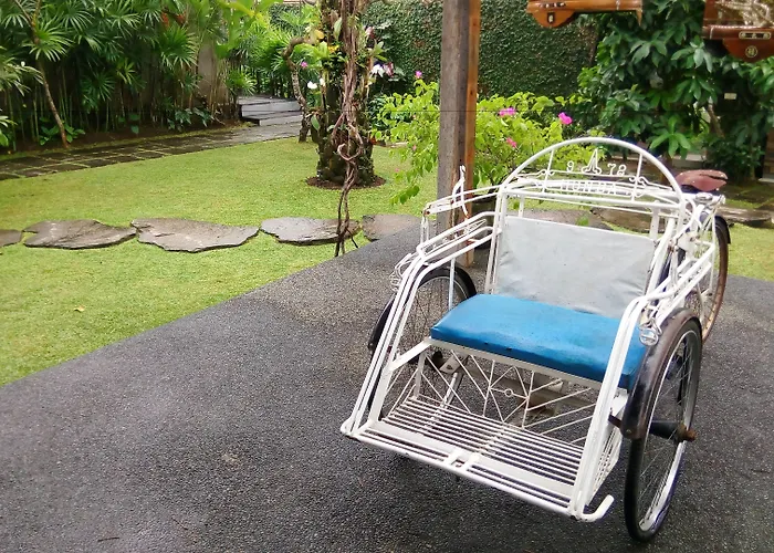 Kayu Villa *